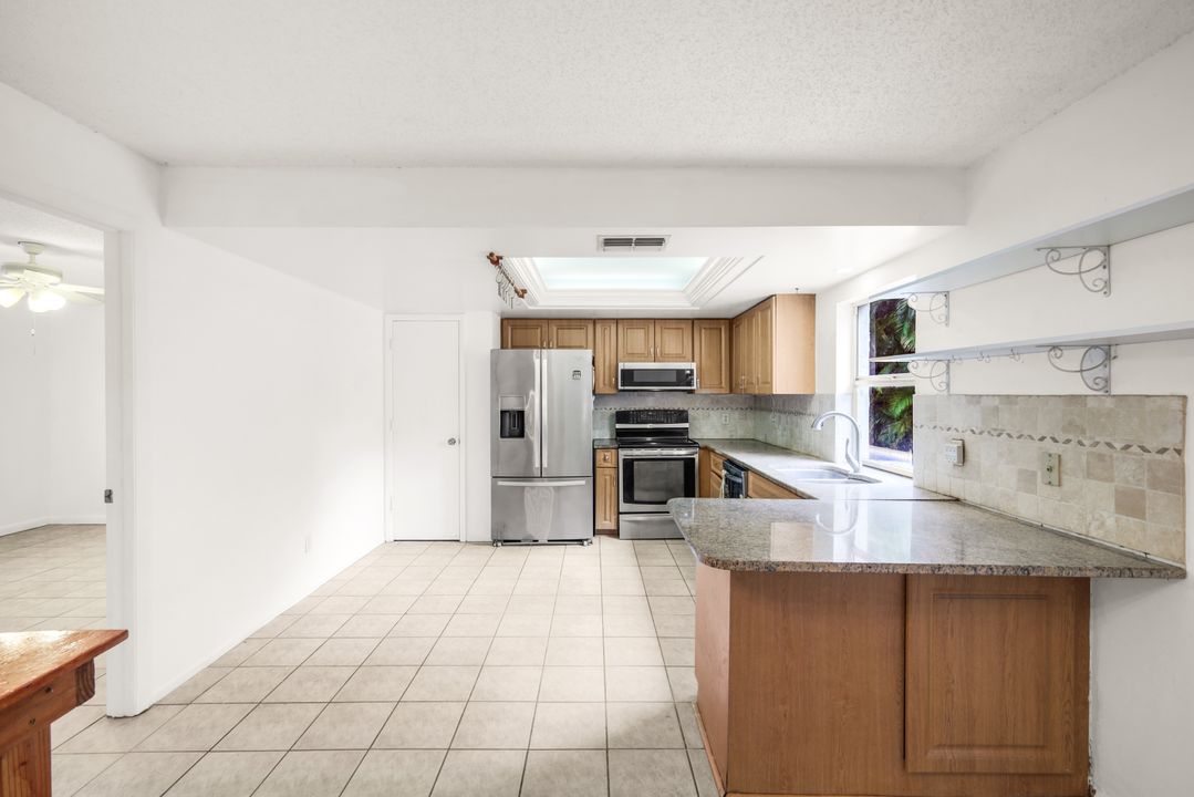 17740 Sabal Palm Dr, North Fort Myers, FL 33917