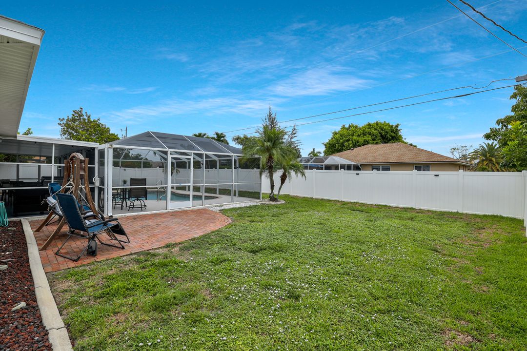 317 SE 18th Terrace, Cape Coral, FL 33990