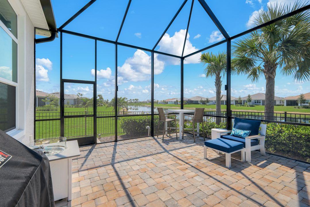 12406 Citrine St, Alva, FL 33920