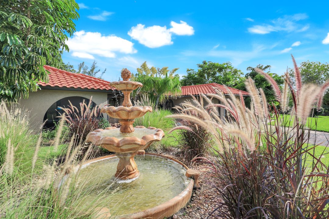 12305 Avida Ln, Bonita Springs, FL 34135