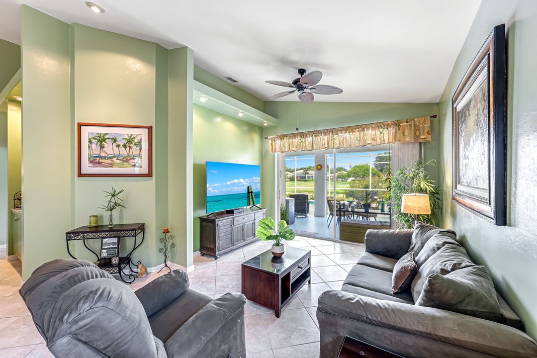 2041 Crestview Way, Naples, FL 34119