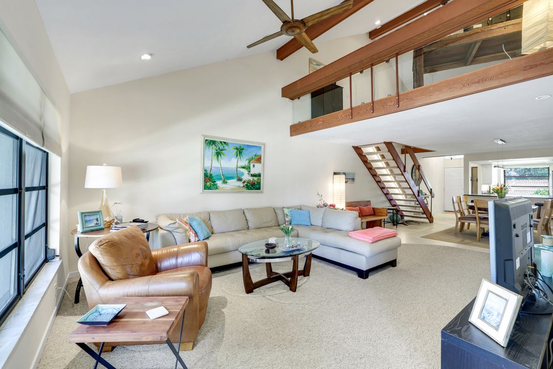 4092 Belair Ln #15, Naples, FL 34103