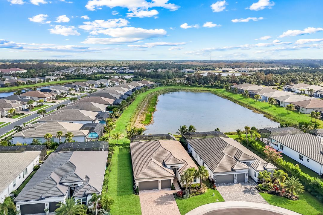 12078 Mimosa St, Naples, FL 34120