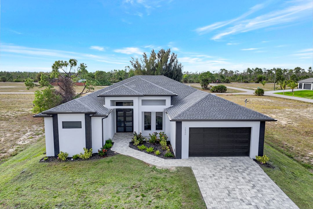 3840 NW 43rd Pl, Cape Coral, FL 33993