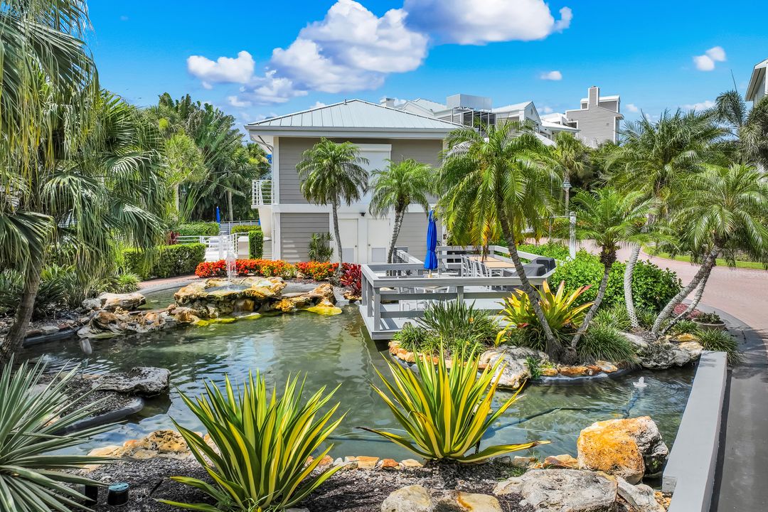 828 Hideaway Cir E #423, Marco Island, FL 34145