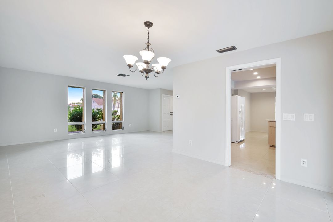 524 SE 36th St, Cape Coral, FL 33904