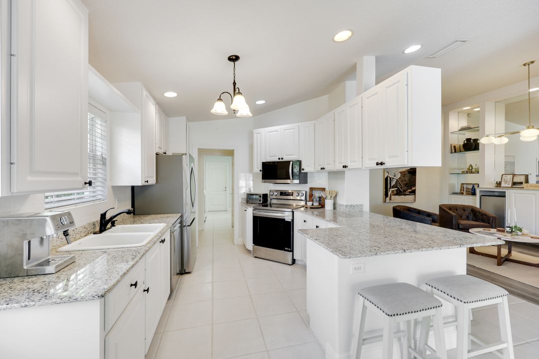 4125 Tabago Ln, Naples, FL 34119