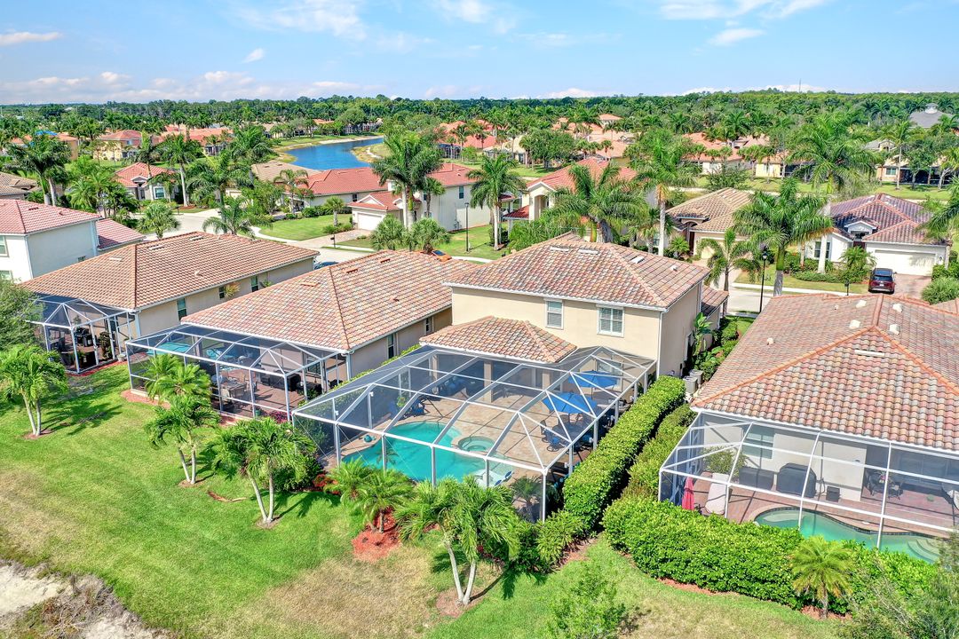 14554 Lanier Ct, Naples, FL 34114
