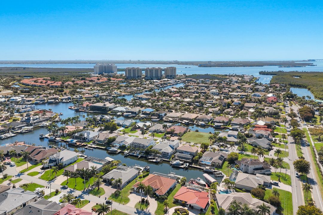 1524 SW 56th Terrace, Cape Coral, FL 33914