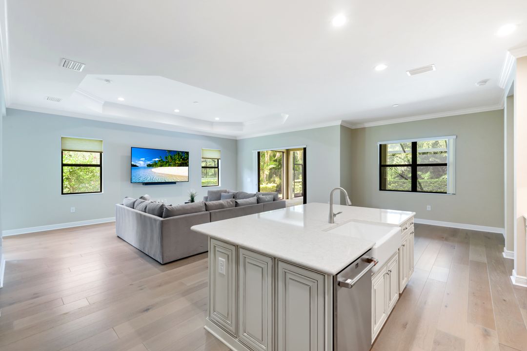 8360 Preserve Point Dr, Fort Myers, FL 33912