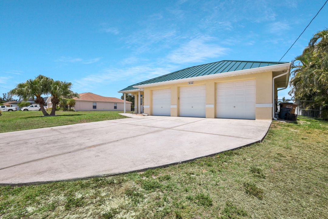 3116 SW 16th Pl, Cape Coral, FL 33914