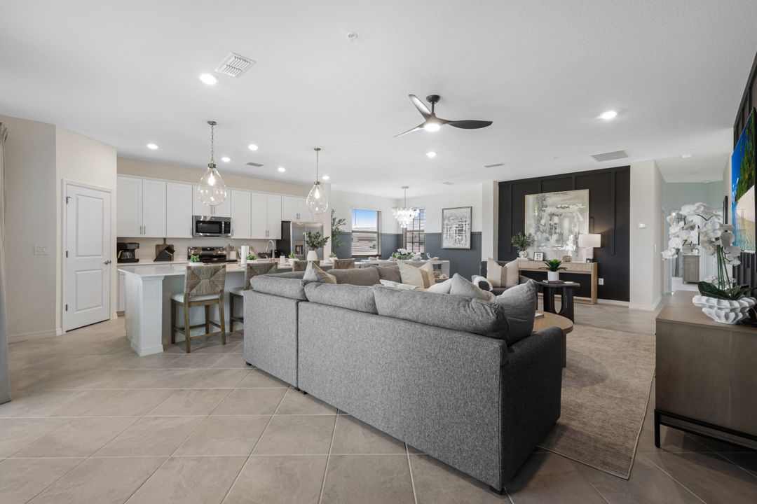 12997 Blackberry Ct #56-202, Venice, FL 34293