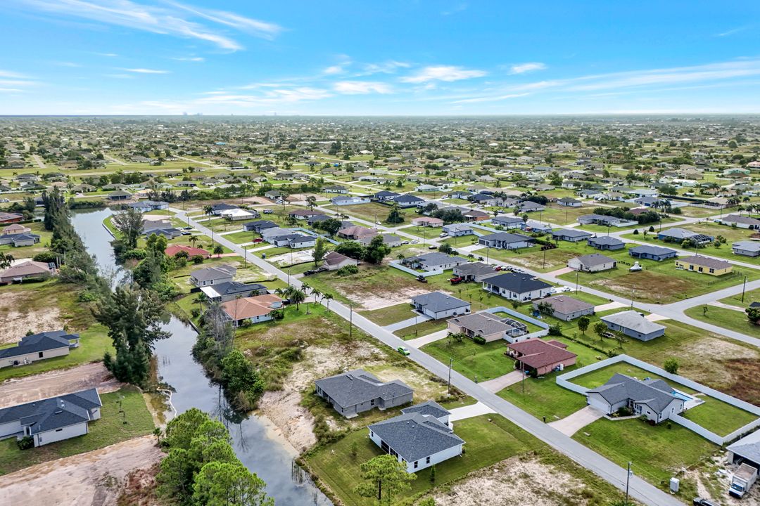 1907 NW 20th Terrace, Cape Coral, FL 33993