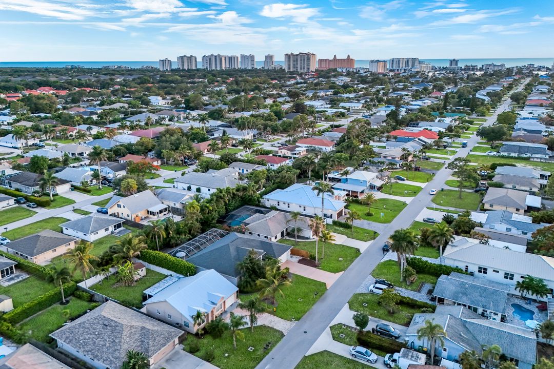 778 95th Ave N, Naples, FL 34108