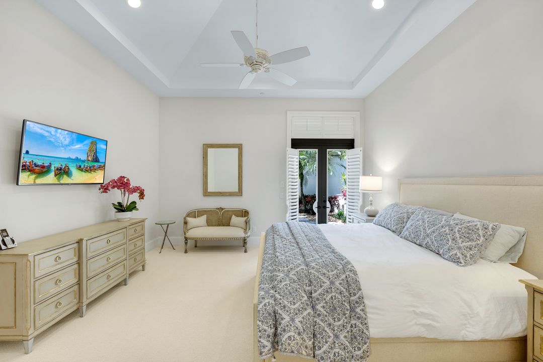 16484 Talis Park Dr, Naples, FL 34110