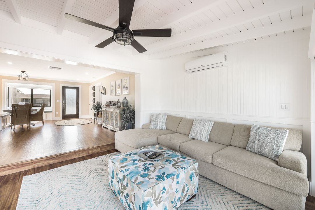 821 Apple Ct, Marco Island, FL 34145