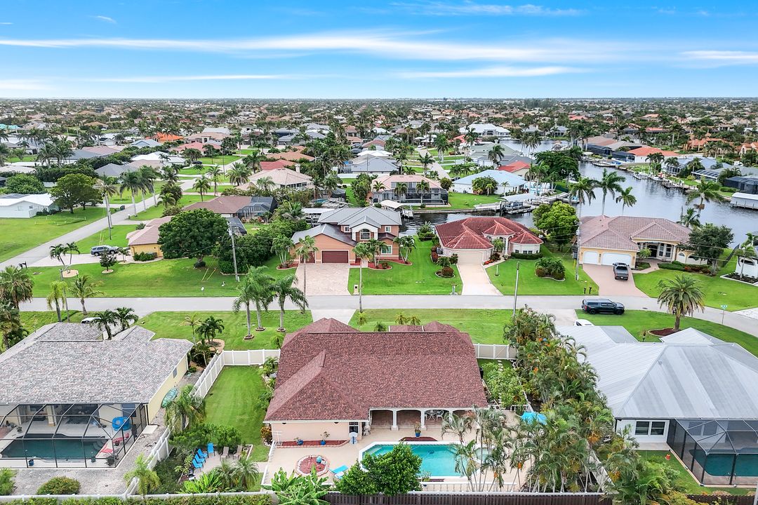 2310 SW 53rd St, Cape Coral, FL 33914