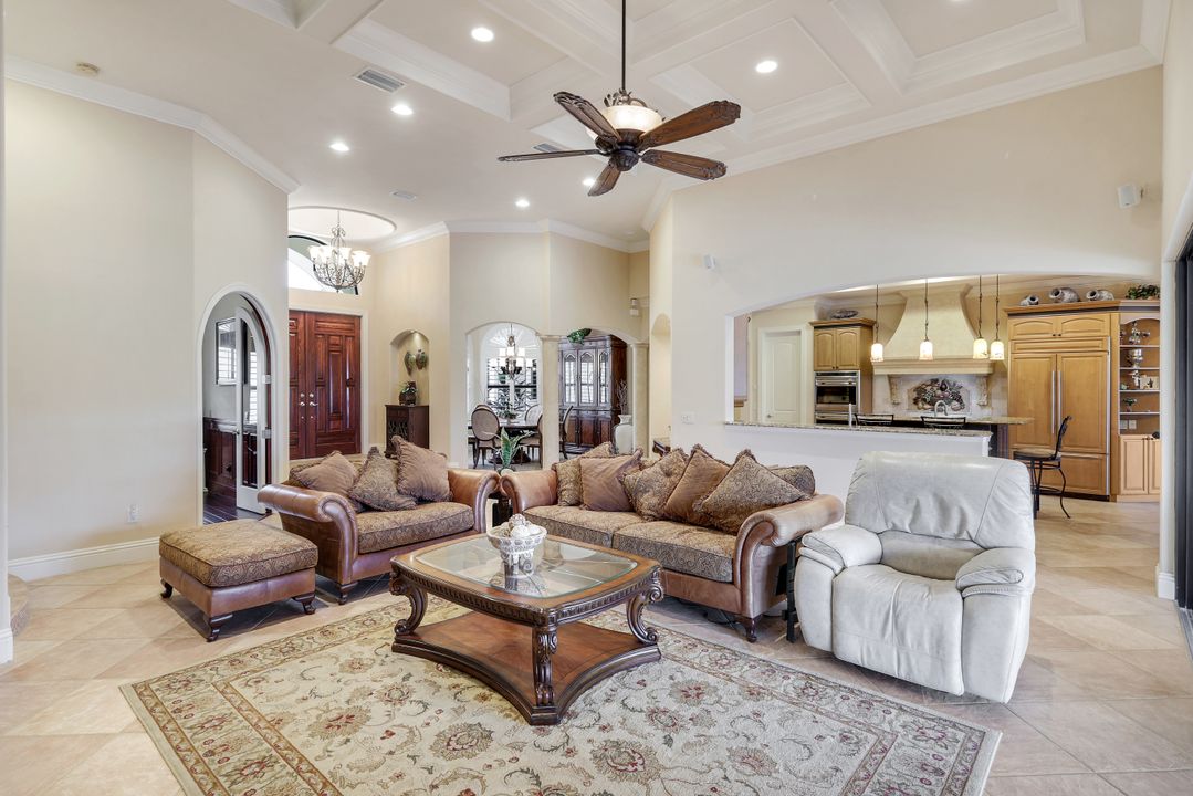 5521 Harbour Preserve Cir, Cape Coral, FL 33914