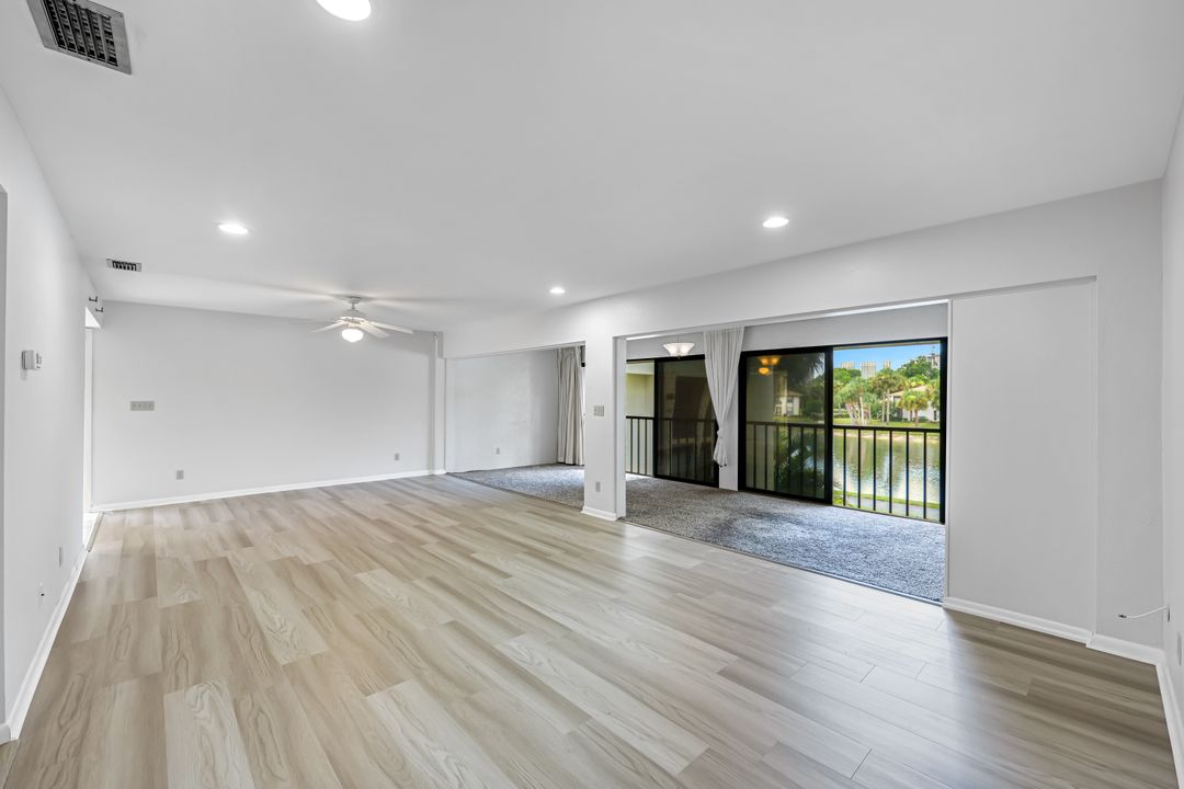 537 Lake Louise Cir #203, Naples, FL 34110