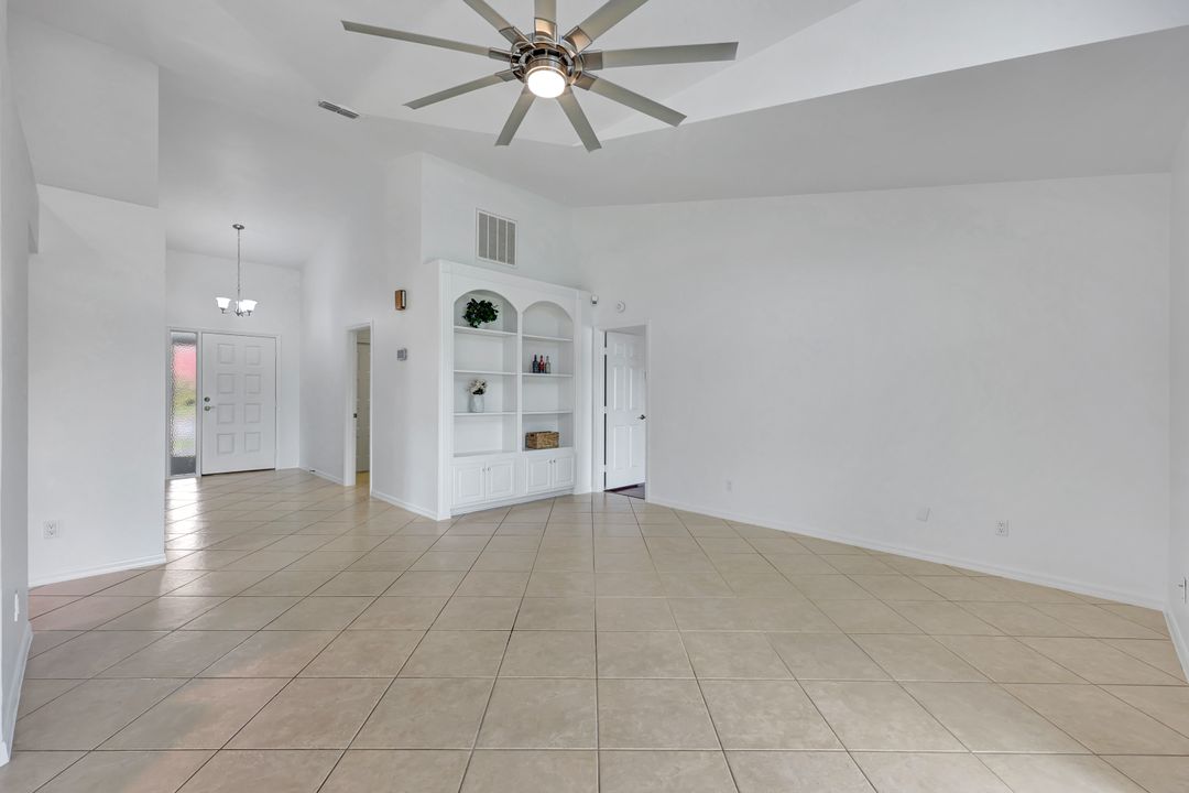 3302 Arlette Dr, Naples, FL 34109