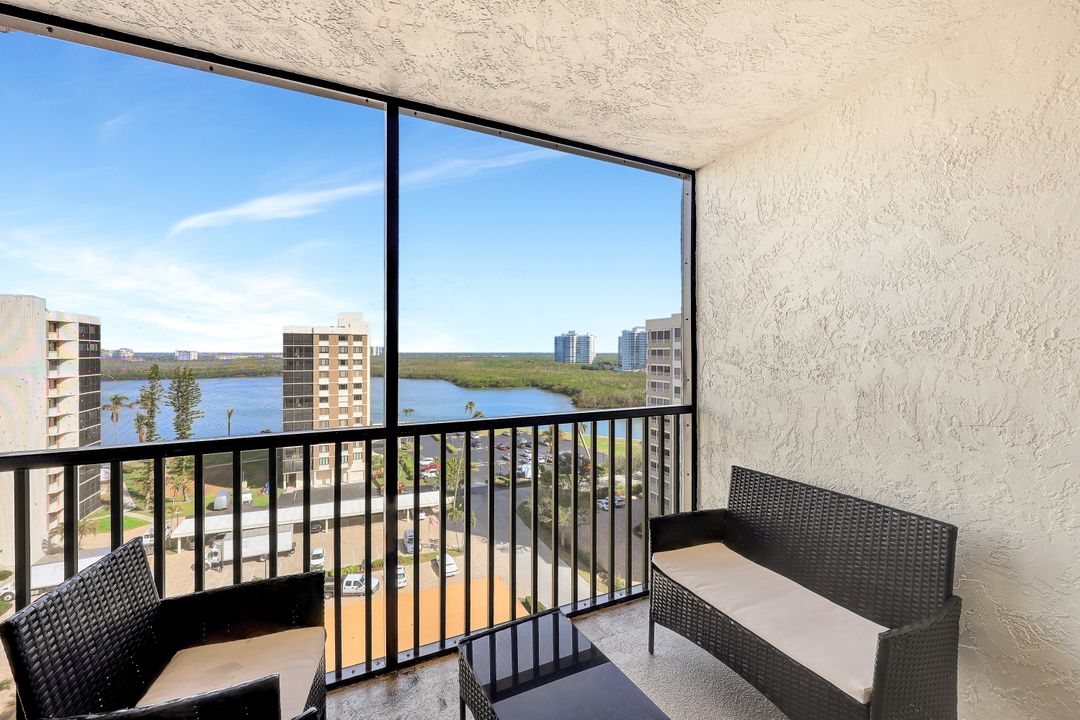 11 Bluebill Ave #1005, Naples, FL 34108