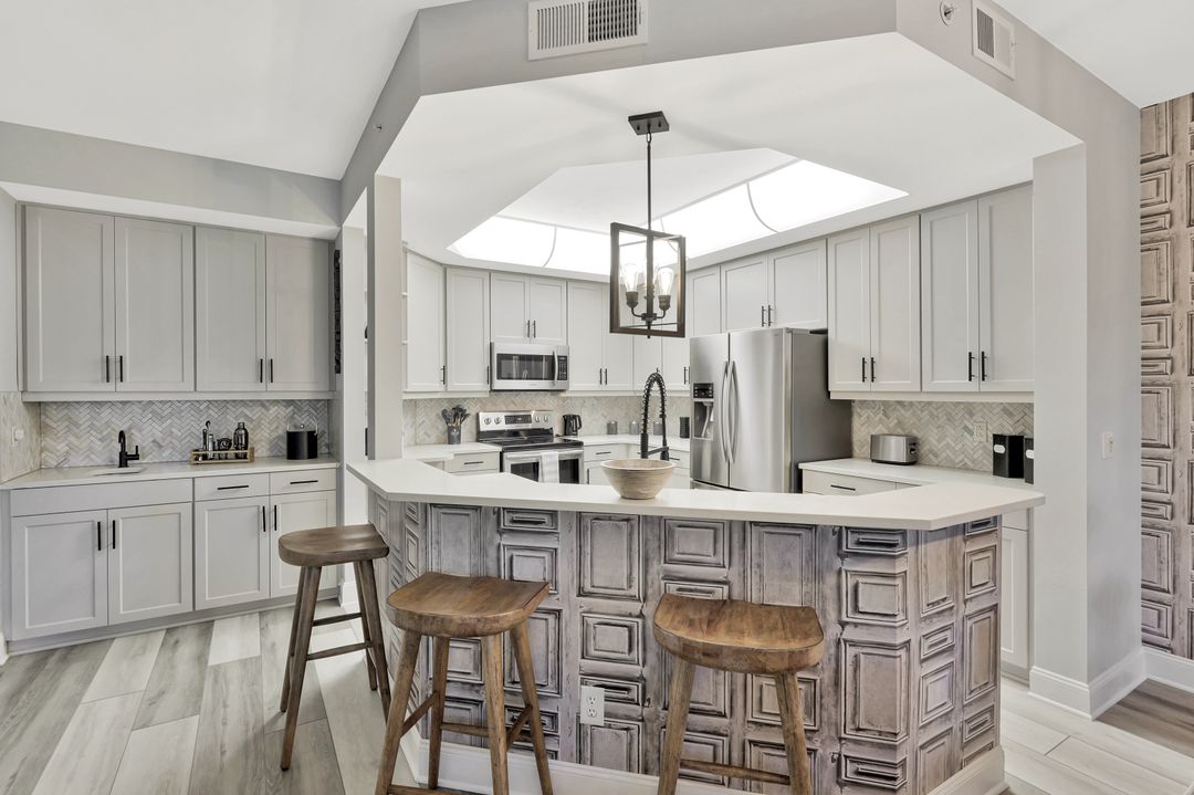 133 Vintage Bay Dr #A-11, Marco Island, FL 34145