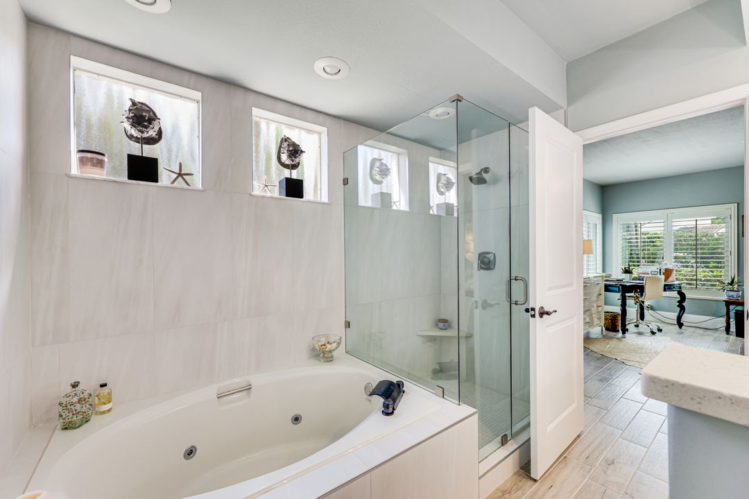 788 Willowbrook Dr #502, Naples, FL 34108