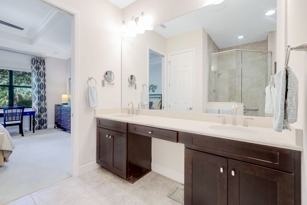 9433 Isla Bella Cir, Bonita Springs, FL 34135