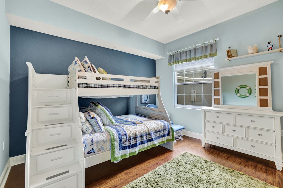 9234 Tesoro Ln #101, Naples, FL 34114