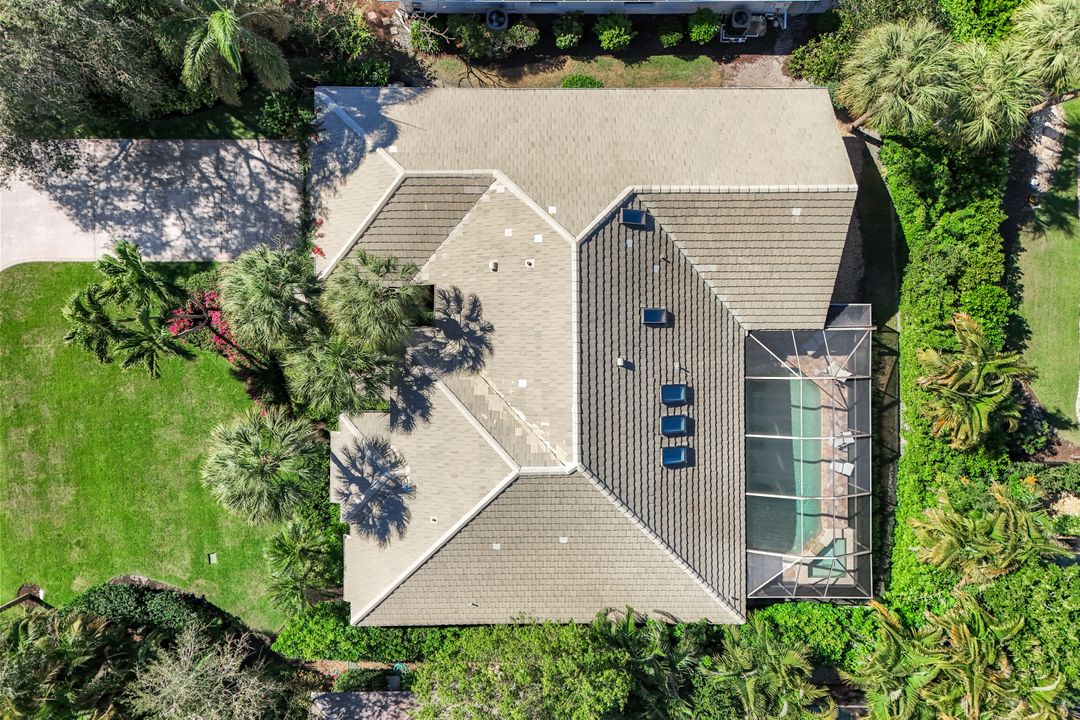 717 Pine Creek Ln, Naples, FL 34108