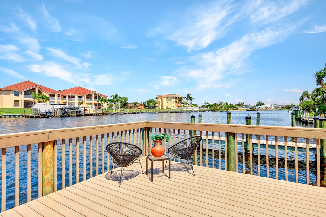 3819 SE 11th Pl, Cape Coral, FL 33904