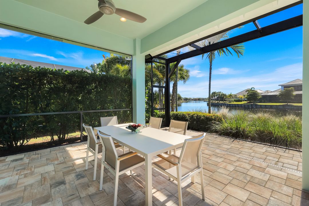 5750 Clarendon Dr, Naples, FL 34113