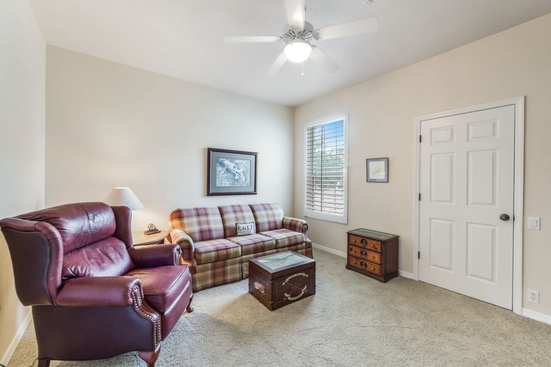 8545 Danbury Blvd #204, Naples, FL 34120