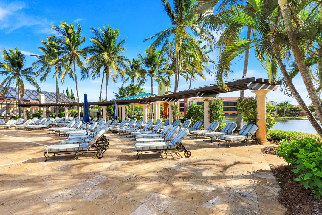 8533 Via Garibaldi Cir #202, Estero, FL 33928