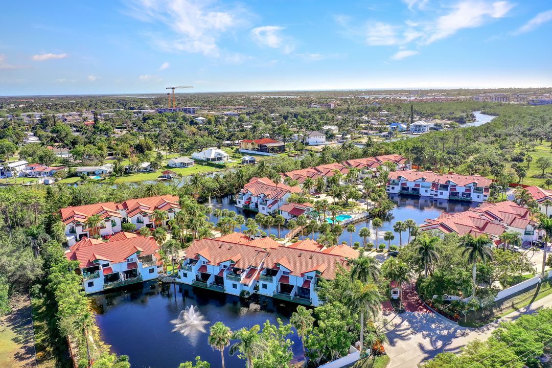 2270 Anchorage Ln #C, Naples, FL 34104