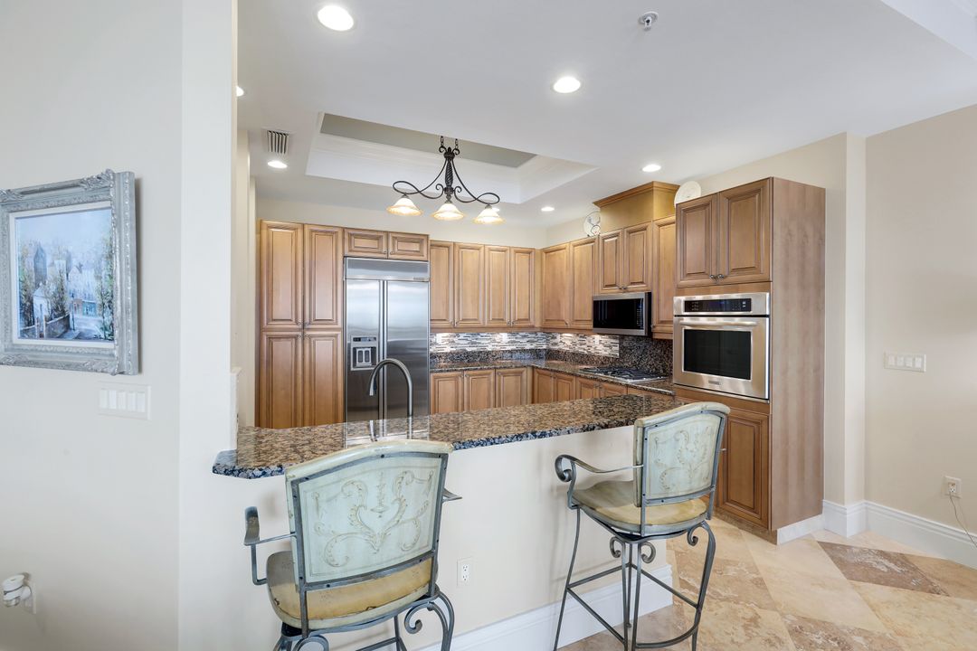 4951 Bonita Bay Blvd #PH302, Bonita Springs, FL 34134