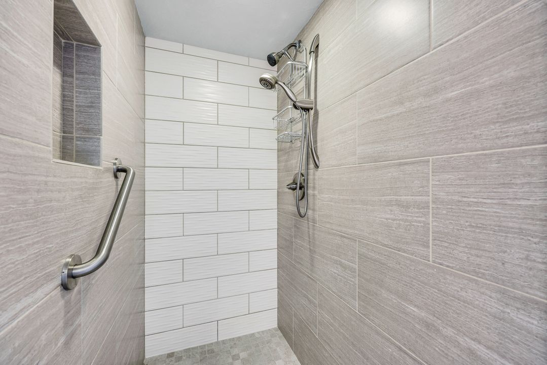 26890 Wedgewood Dr #402, Bonita Springs, FL 34134