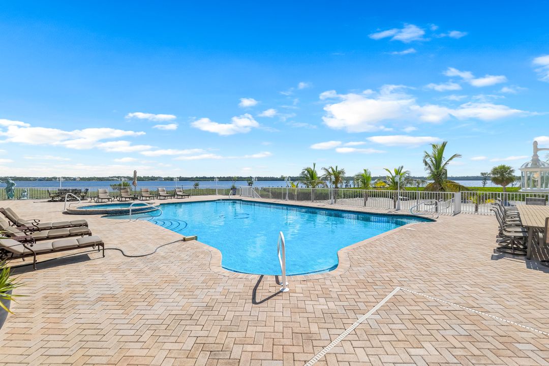 7159 Manasota Key Rd, Englewood, FL 34223