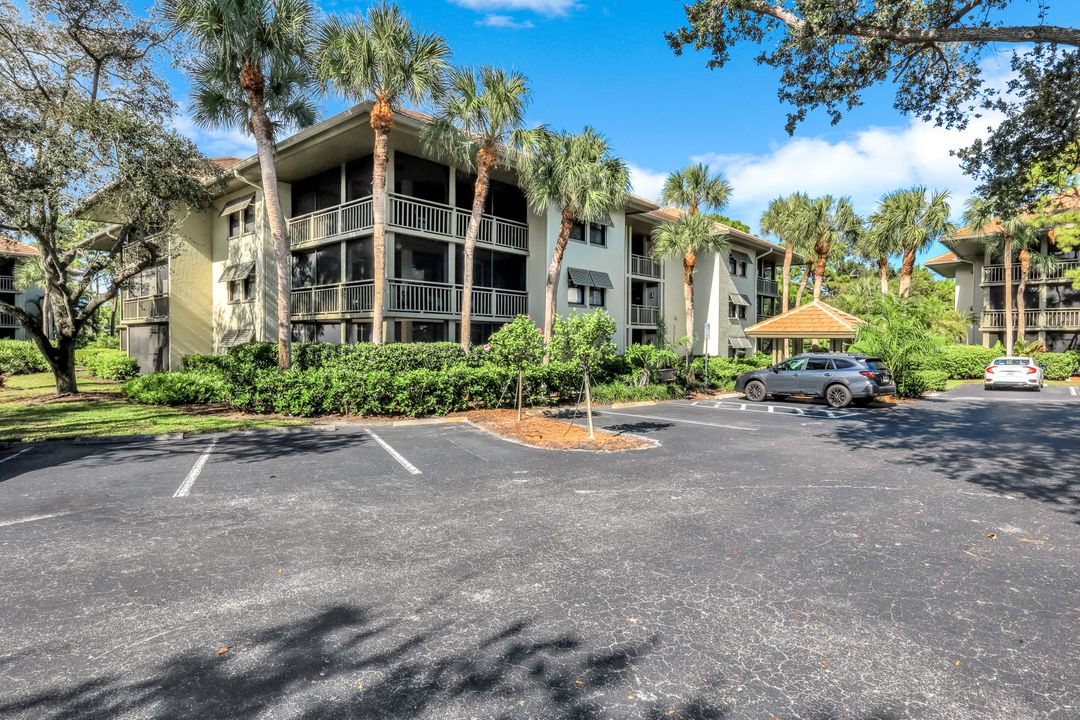3651 Wild Pines Dr #307, Bonita Springs, FL 34134