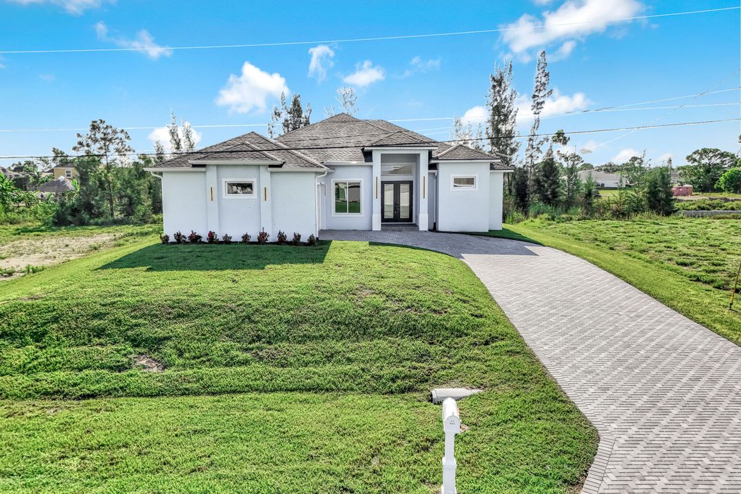 3445 NE 21st Ave, Cape Coral, FL 33909