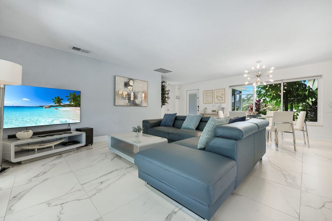 1236 El Dorado Pkwy E, Cape Coral, FL 33904