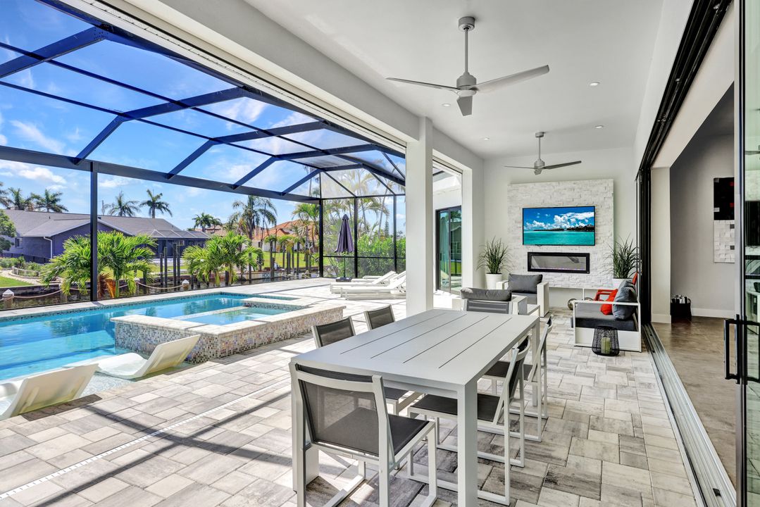 5218 Tiffany Ct, Cape Coral, FL 33904