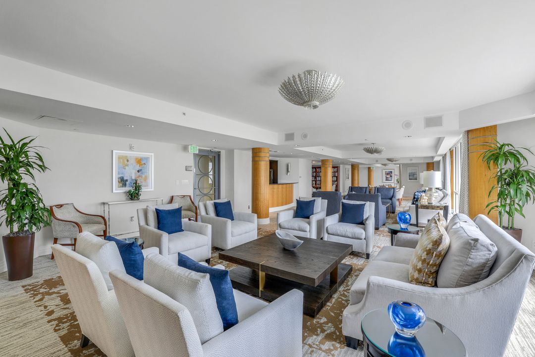 4041 Gulf Shore Blvd N #1403, Naples, FL 34103