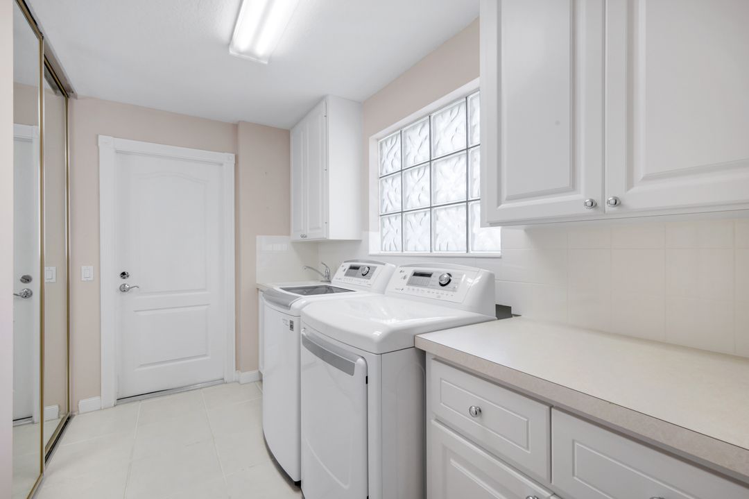 4719 Maupiti Way, Naples, FL 34119
