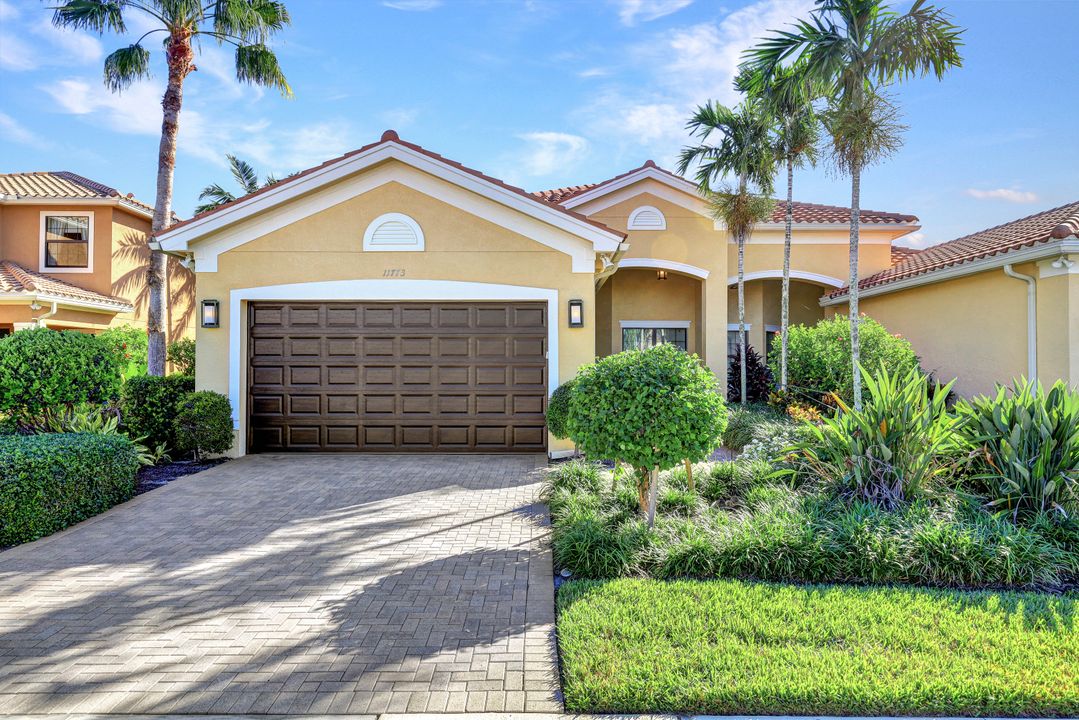 11773 Meadowrun Cir, Fort Myers, FL 33913