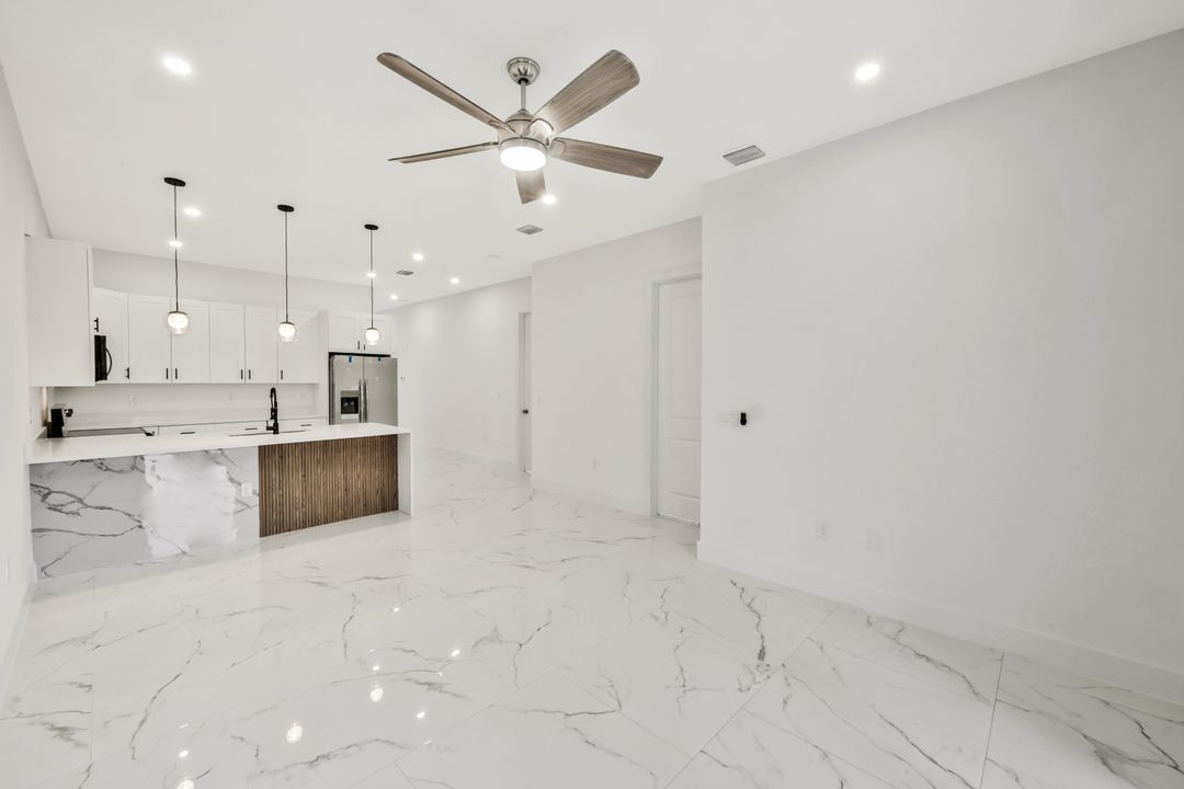 521 Lillon Ave S, Lehigh Acres, FL 33974