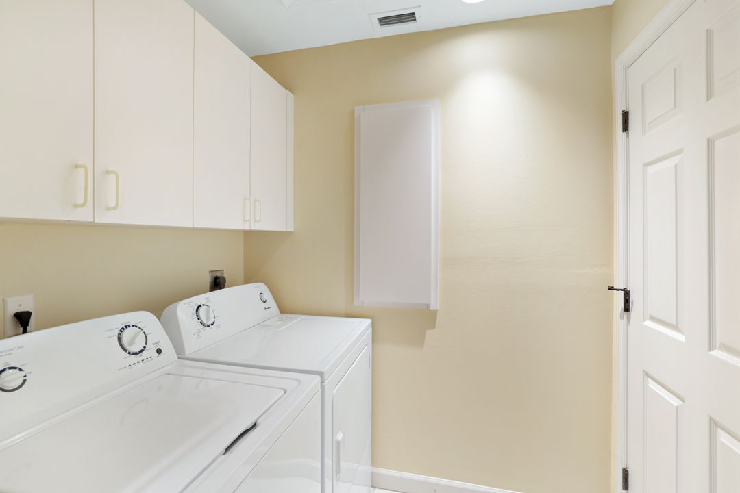 1650 Windy Pines Dr #2, Naples, FL 34112