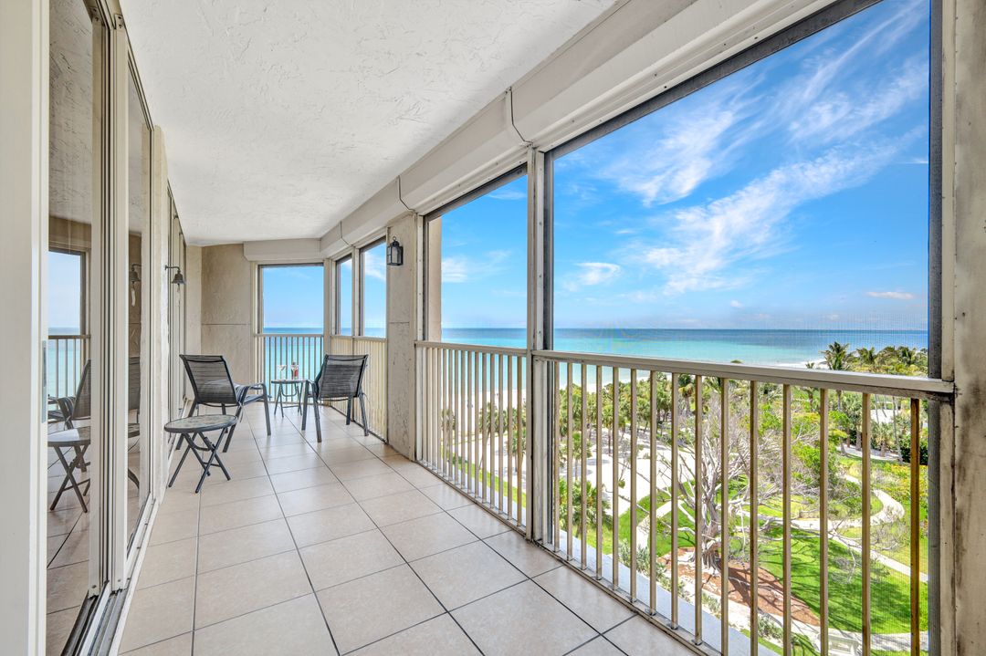 4051 Gulf Shore Blvd N #700, Naples, FL 34103
