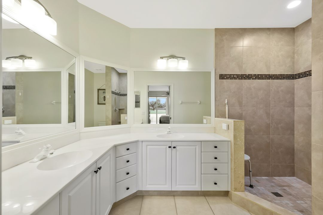 5877 3 Iron Dr #702, Naples, FL 34110