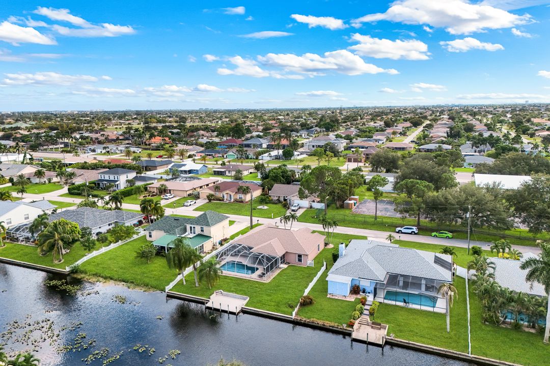 615 SW 39th Terrace, Cape Coral, FL 33914